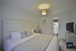 Photo 16- click for photo gallery